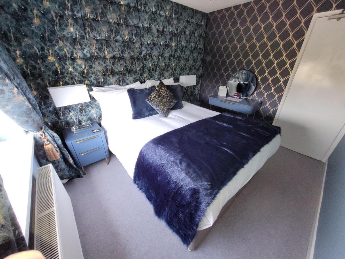 The Station Guest House Galmpton 外观 照片