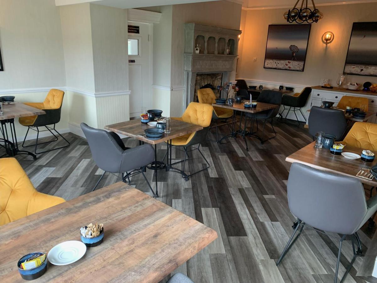The Station Guest House Galmpton 外观 照片